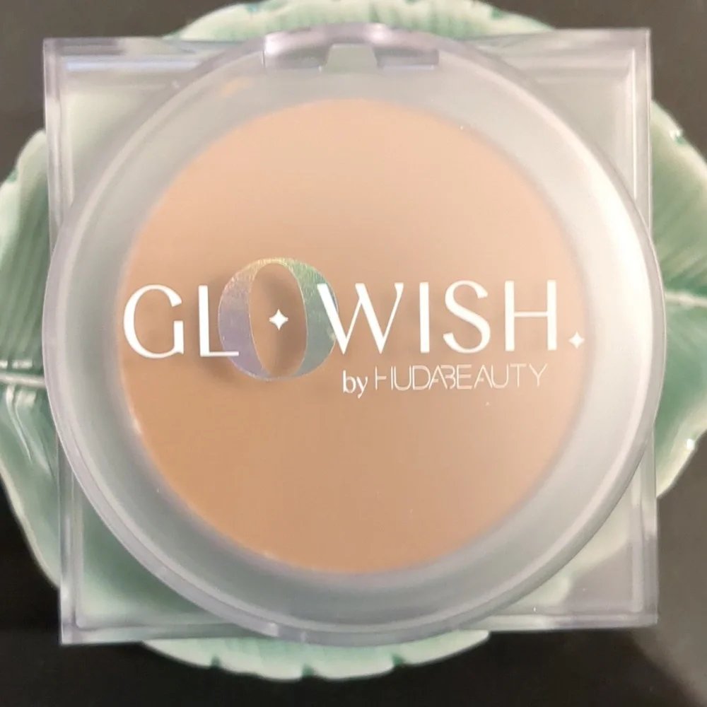 Pressed Powder Compact